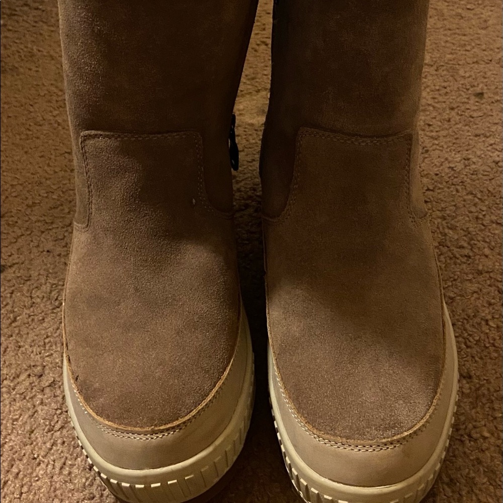 Brand New Pajar Snow Boots